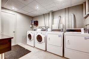 Interior - Walk from Park City Lifts to Heated Pool/Hot Tub (Park City)