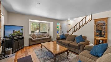 TV, fireplace, DVD player