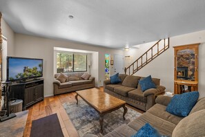 TV, fireplace, DVD player