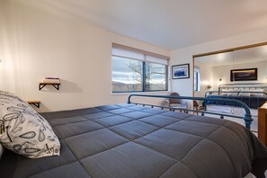 2 Schlafzimmer, Bügeleisen/Bügelbrett, WLAN, Bettwäsche