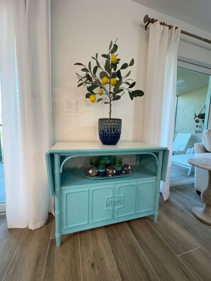 Interior - TRENDY BEACH CONDO ON THE GROUND FLOOR! (Sanibel)