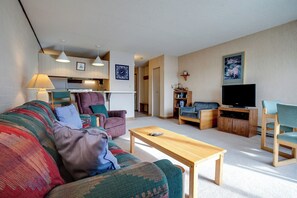 TV, fireplace - ST412 | Steps from Mtn | Nice Views | Hot Tub | Free City Bus (Steamboat Springs)