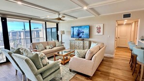 Unclassified image, 4 of 24, button