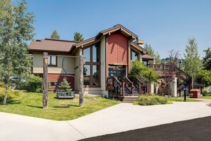 Children’s area - RA511 | Recently Remodeled | Modern Interior | Winter Shuttle | Pool and Hot Tub (Steamboat Springs)