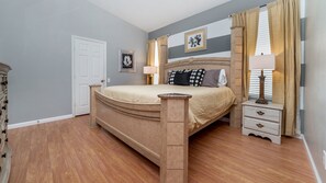 4 bedrooms, iron/ironing board, free WiFi, bed sheets