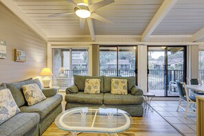 Smart TV, DVD player