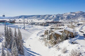 スノー スポーツとスキー