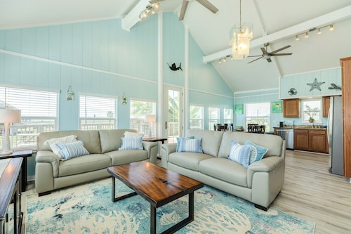 Spacious and Open Freshly Remodeled Beach House.