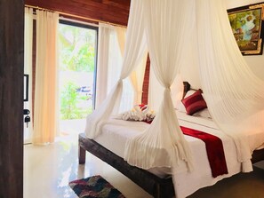 標準單棟小屋, 泳池景 | 書桌、免費 Wi-Fi、床單