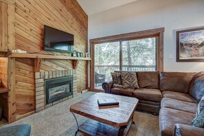 TV, fireplace - Lances West 6, Breckenridge (Breckenridge)