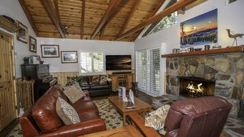 TV, fireplace, DVD player