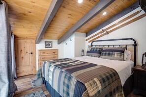 2 多间卧室、熨斗/熨衣板、WiFi、床单