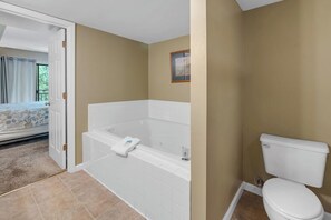 Dusche, Whirlpool, Handtücher