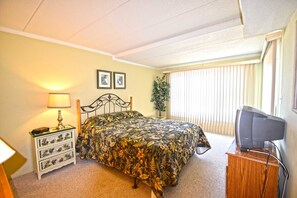 2 bedrooms, Internet