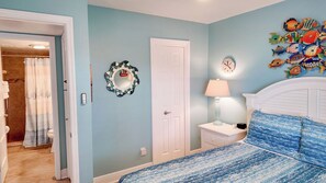 2 bedrooms, Internet, bed sheets - Paradise By The Beach (Sanibel)