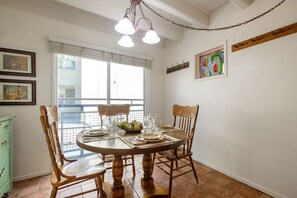 Dining - Managed by Park City Lodging-Walk from Park City Lifts to Heated Pool/Hot Tub (Park City)