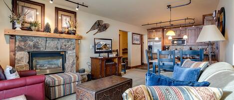 TV, fireplace, DVD player