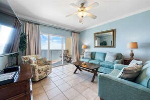 Smart TV, foosball - Crystal Shores West 1107- Live the Beach Life! What are you Waiting For? (Gulf Shores)