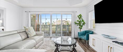 Fernseher, Videospielkonsole, DVD-Player