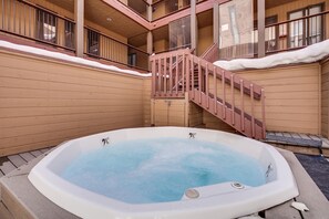Outdoor spa tub - Superb central location with views, amenities, comfort, and convenience. (Breckenridge)