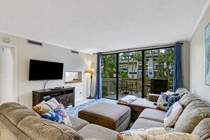 Smart TV, DVD player