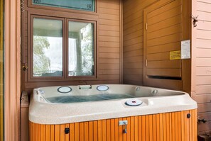 Bain à remous intérieur