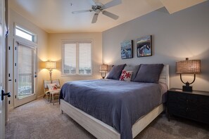 3 chambres, fer et planche à repasser, Wi-Fi, draps fournis