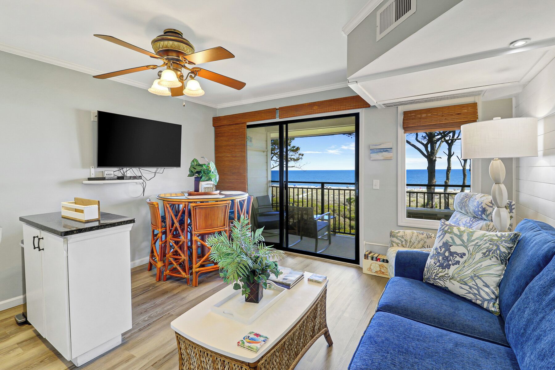 スマートテレビ、DVD プレーヤー