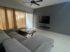 Smart TV y reproductor de DVD 