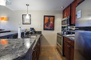 Fridge, oven, stovetop, dishwasher - W3224 | Base Area Across Street | Pool | Hot Tub | Winter Shuttle (Steamboat Springs)