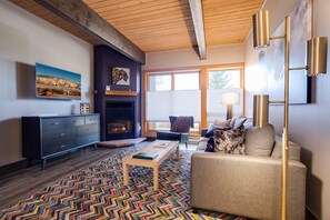 TV, fireplace - W3204 | Updated Studio | Pool | Hot Tub | Winter Shuttle | Walk to Slopes (Steamboat Springs)