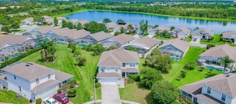 Large Beautiful Golf Home. 2513. Pets considered