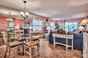 Dining - El Matador 410 by Alicia Hollis Rentals FREE TICKETS! $300/Day (Fort Walton Beach)