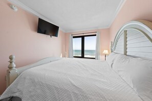 2 عدّة غرف نوم ومكواة/لوح كي وواي فاي مجانًا وملاءات أسرّة