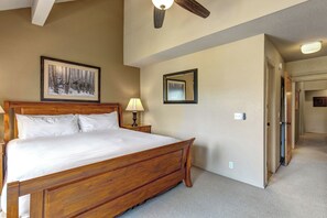 2 Schlafzimmer, Bügeleisen/Bügelbrett, kostenloses WLAN, Bettwäsche