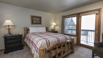 1 bedroom, memory foam beds, iron/ironing board, WiFi