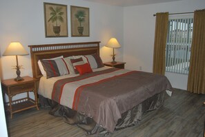 4 soverom, strykejern/-brett, wi-fi og sengetøy