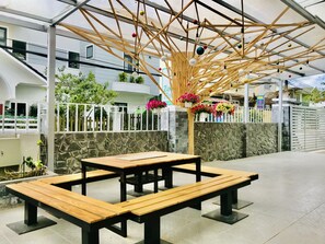 Área de parrillas y picnic