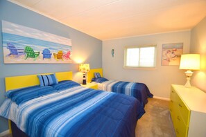 2 bedrooms, iron/ironing board, Internet