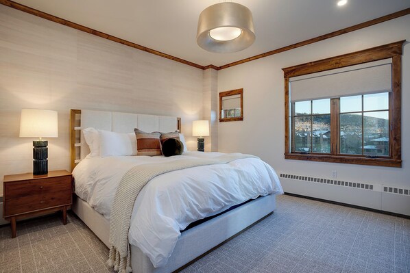 4 間睡房、熨斗/熨衫板、Wi-Fi、床單