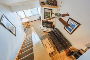 Interior - Center Village Ski In/Out Perfectly decorated and sleeps 6 Walk to everything (Copper)