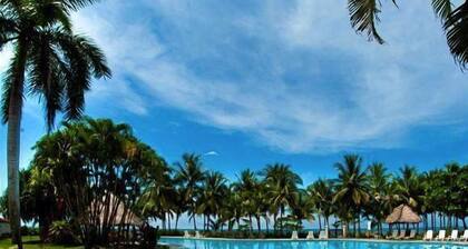 Casa Tropical Oasis - Custom Modern Beachside Casa with Private Pool!