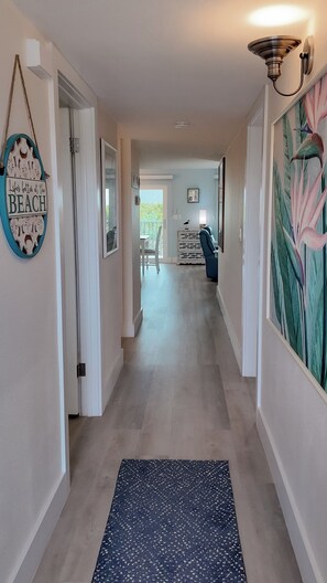 Interior - Beautiful Vacation Condo (Sanibel)