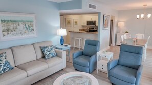 TV, DVD player - Beautiful Vacation Condo (Sanibel)