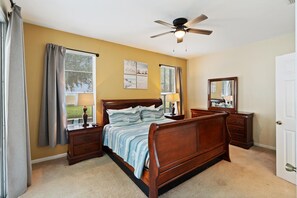 5 slaapkamers, een strijkplank/strijkijzer, gratis wifi, beddengoed