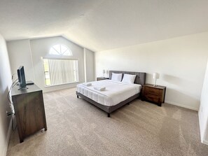 5 chambres, bureau, fer et planche à repasser, Wi-Fi gratuit