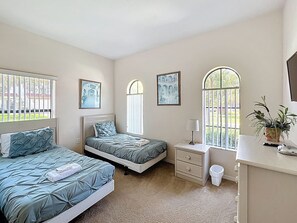 4 bedrooms, iron/ironing board, free WiFi, bed sheets