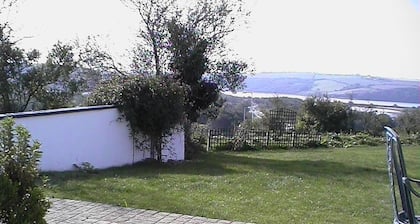 Bungalow in Kinsale With Great Views just 5 Minutes Walk to Kinsale Centre
