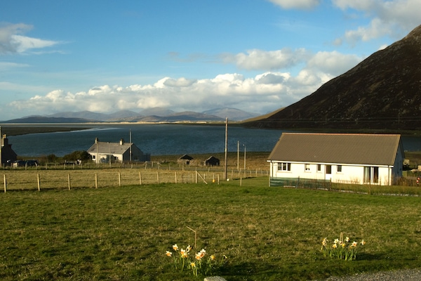 Taransay Cottage (on the right)