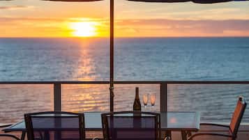 Luxury Villa, 5 Bedrooms, Beach View (3 Bathrooms) | Balcony